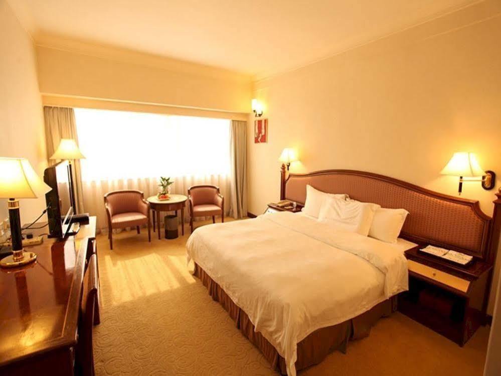 Noble Jasper Hotel Huizhou  Exterior photo